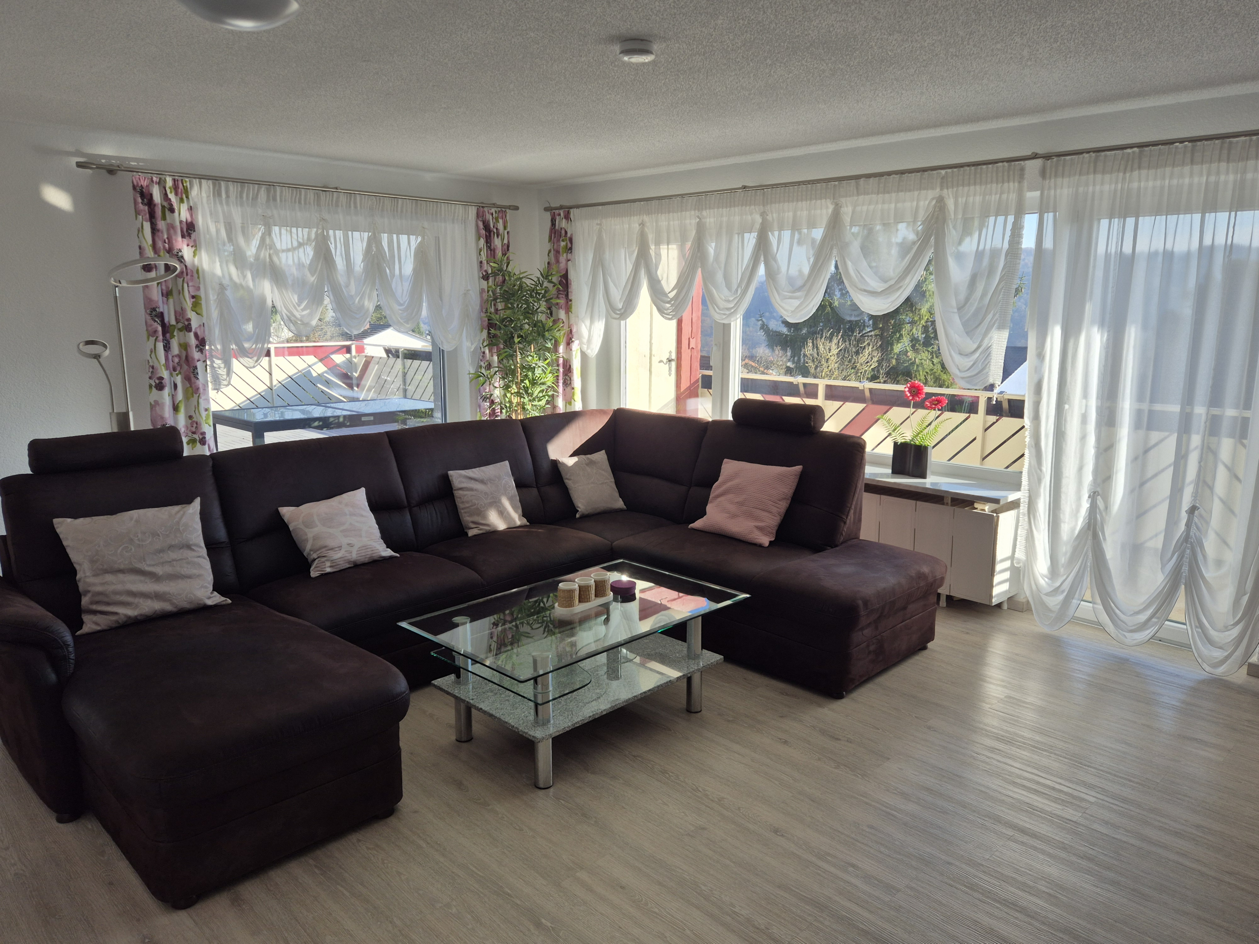 haus-schweizblick-wohnzimmer7